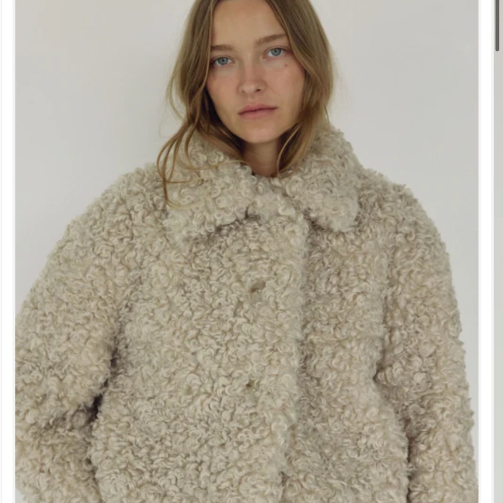Boheme faux shearling cropped coat. S/M. NWOT.